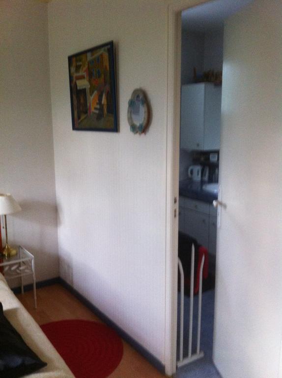 Chambre D'Hotes Dyrslot Saint-Denis-de-Pile Exterior foto